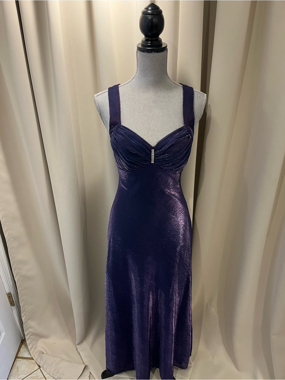 Elegant Purple Maxi Dress with Rhinestone Detail